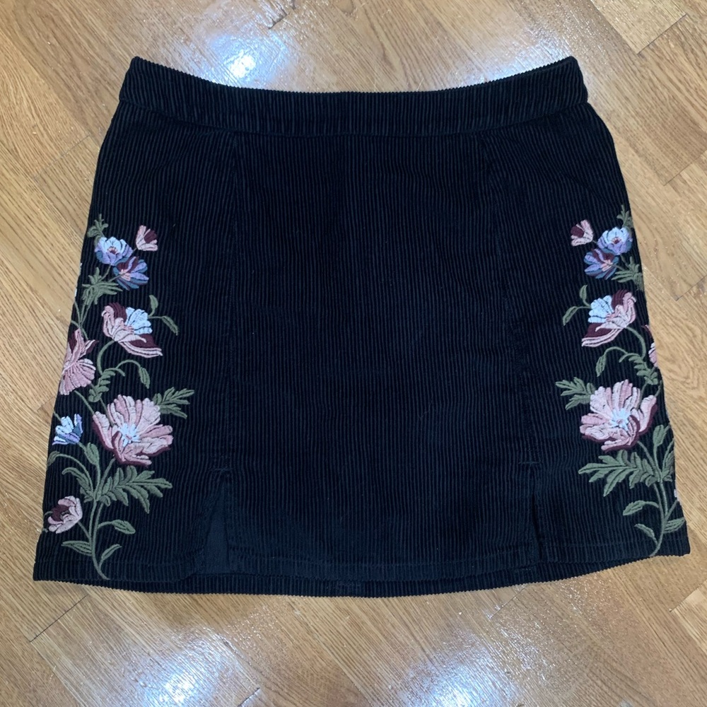 Gorgeous embroidered corduroy A-line skirt
